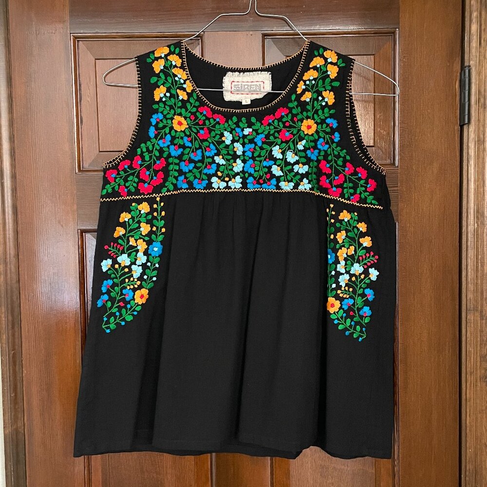 NWOT Size Large Siren La Sirena hand-embroidered Mexican style peasant top